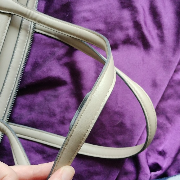 Nine West beige shoulder bag - Picture 6 of 10